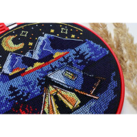 Abris Art counted cross stitch kit with plastic hoop "Around the Campfire", 17x17cm