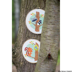 Paquete de bordados Vervaco con bastidor de bordado Patrón de conteo "Mapache en un árbol