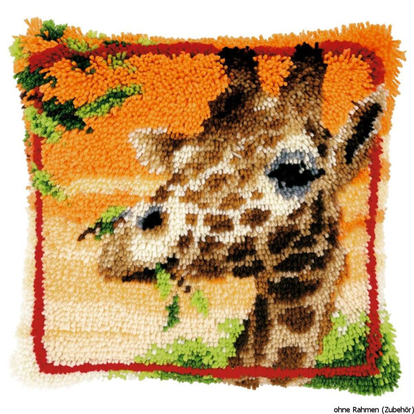 Vervaco Latch hook kit cushion Giraffe eating leaves, DIY