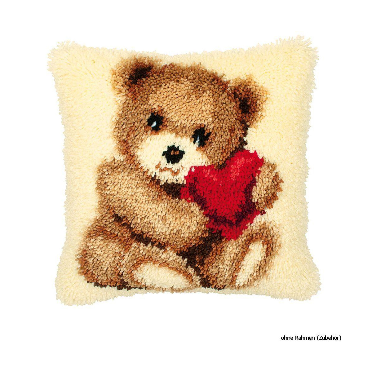 Vervaco Latch hook kit cushion Bear cub with heart, DIY