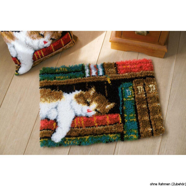 Buy Latch hook rug kit Cat on bookshelf Vervaco, € 65,39