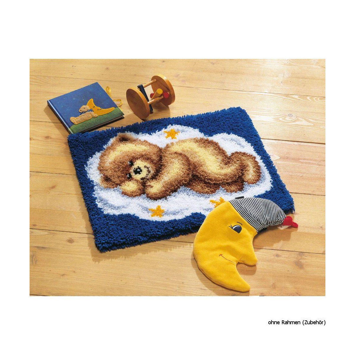 Vervaco Latch hook carpet kit Sleeping bear, DIY