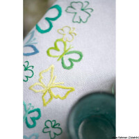 Mantel Vervaco "Mariposas en tonos verdes", diseño de bordado dibujado